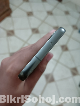 Samsung galaxy s23 (8/128)